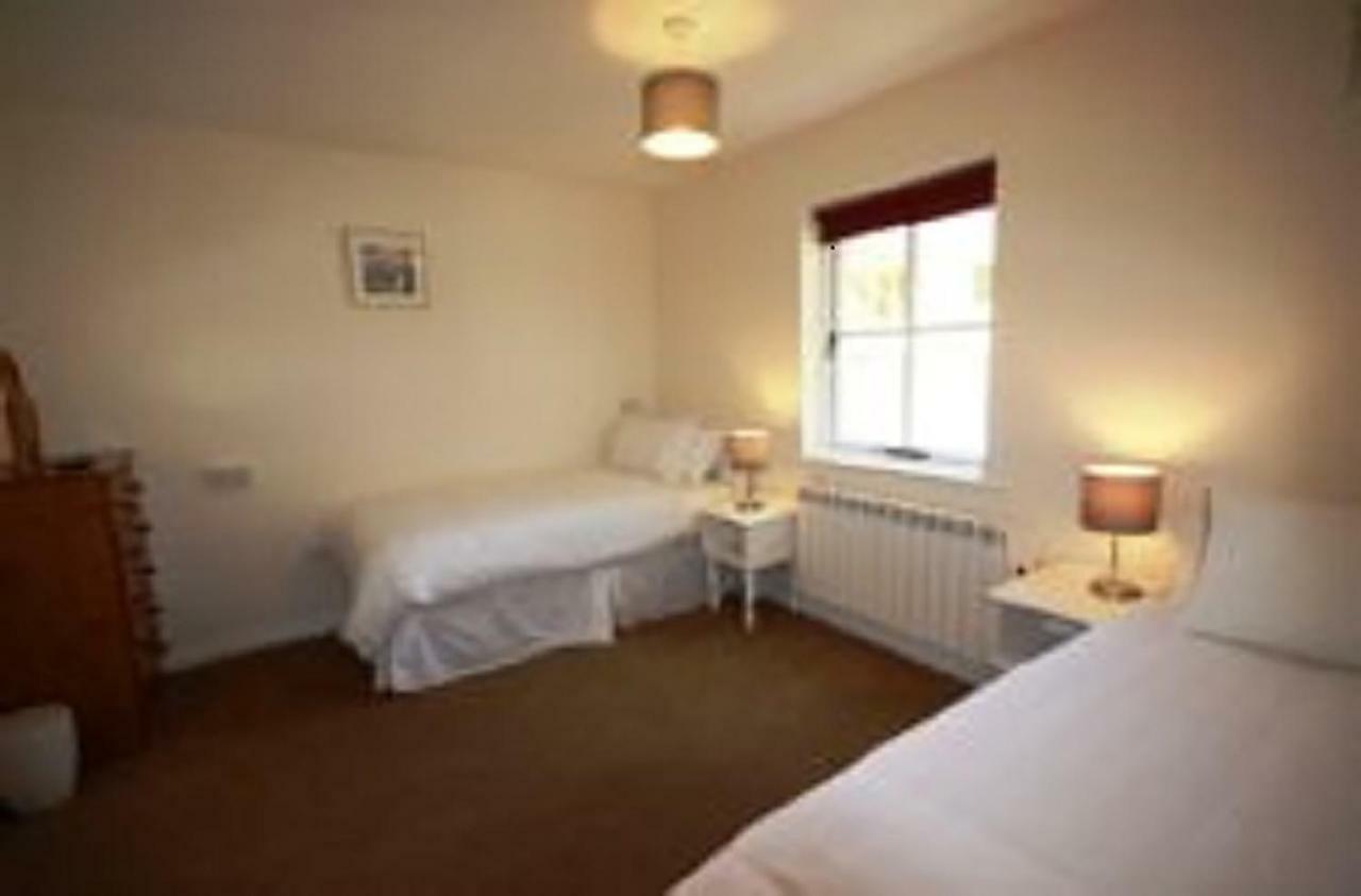 93 Clifden Glen Holiday Home ภายนอก รูปภาพ