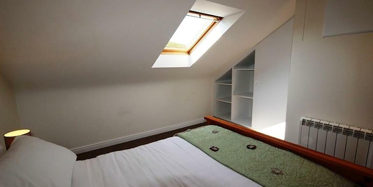 93 Clifden Glen Holiday Home ภายนอก รูปภาพ